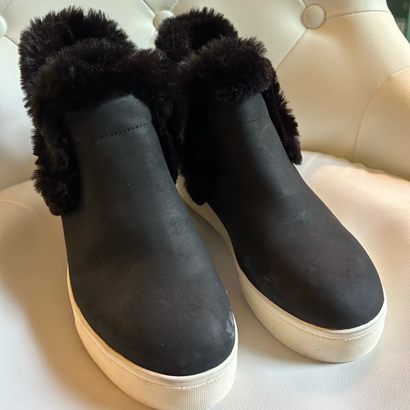 J/Slides Women's Faux Fur Trim Waterproof Sneaker Booties - Picture 2 of 2